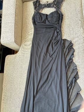 Black Lace & Sequin Formal Evening Gown | Size 4
